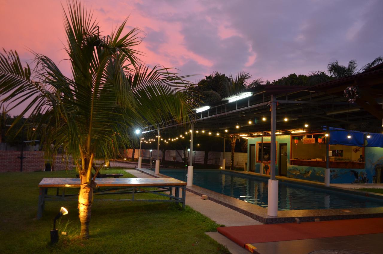 Sinar Eco Resort Kampong Bukit Panjang Ngoại thất bức ảnh